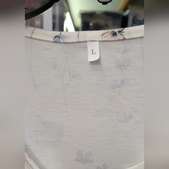 Floral Blue Gold Yellow Large Short Sleeve Top - Picture 3 of 8